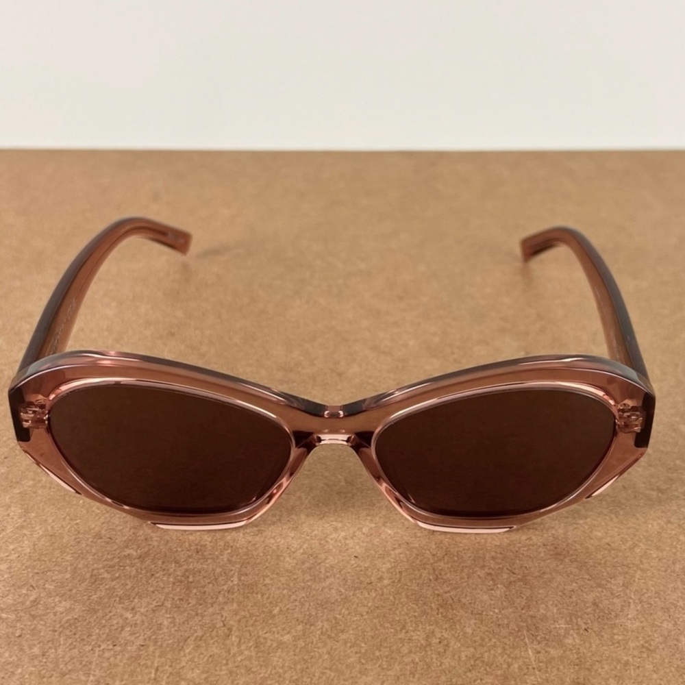 GIVENCHY CAT-EYE SUNGLASSES - Picture 9 of 10